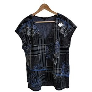 Piccadilly Plaid Floral Top V-Neck Button Accent Short‎ Sleeve Size S
